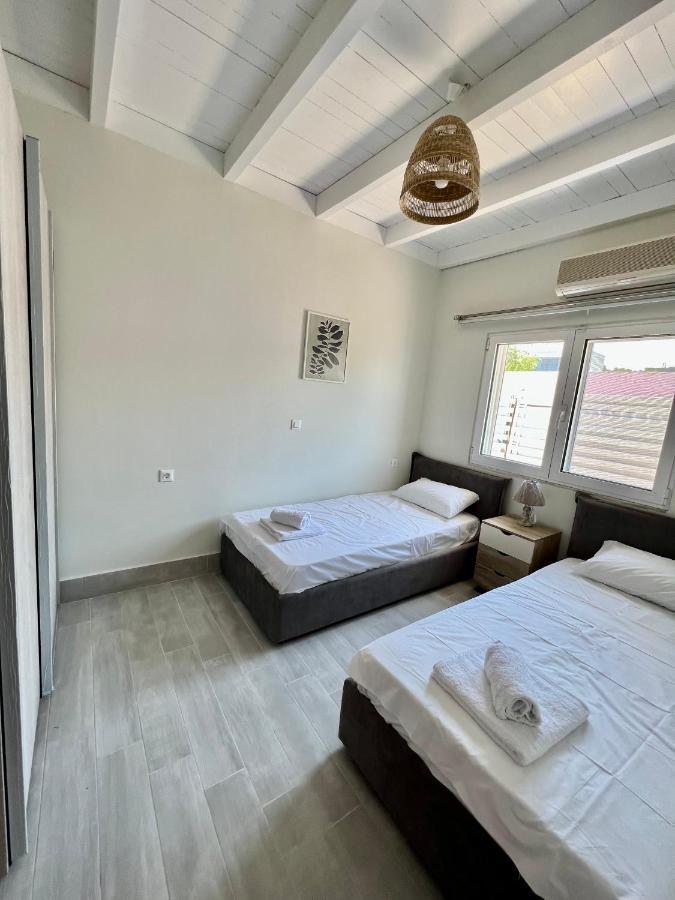 Vaso Beach Front Villa Ialysós Eksteriør bilde