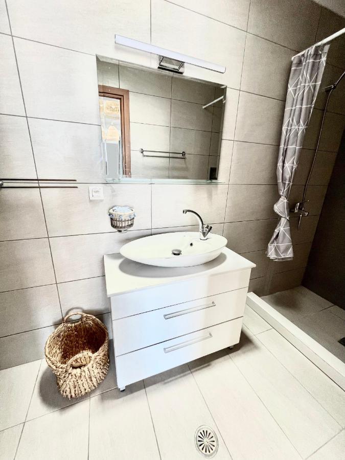 Vaso Beach Front Villa Ialysós Eksteriør bilde